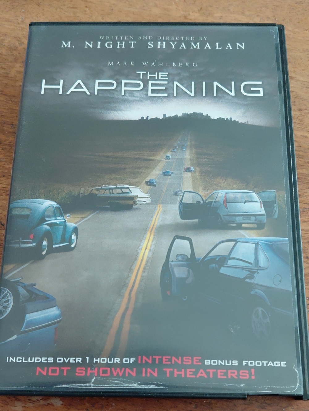 The Happening (Widescreen DVD) - Gray Cover